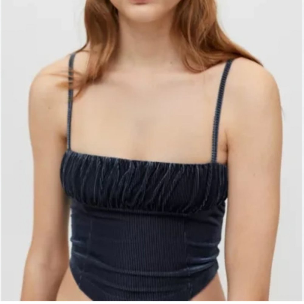 Urban Outfitters Eden Ruched Cami in size XS